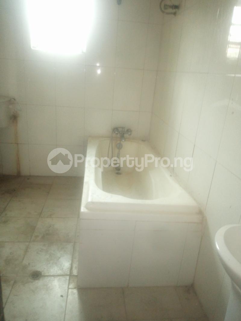 2 bedroom House for rent Jakande Lekki Lagos