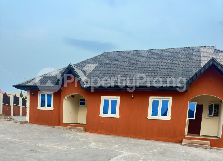 2 bedroom Flat / Apartment for rent Nnpc Area Moniya Ibadan Oyo