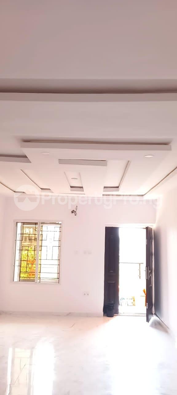 2 bedroom Flat / Apartment for rent Horizon 2 Extension, Behind Enyo Filling Station Chisco Ikate Lekki Lagos