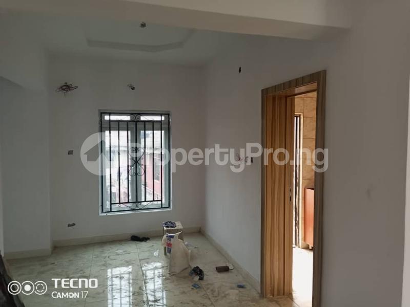 2 bedroom House for rent Mafoluku Oshodi Lagos