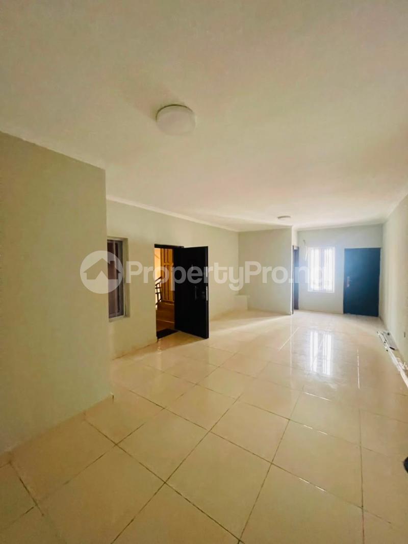 2 bedroom House for rent 2nd Toll Gate Lekki Lagos