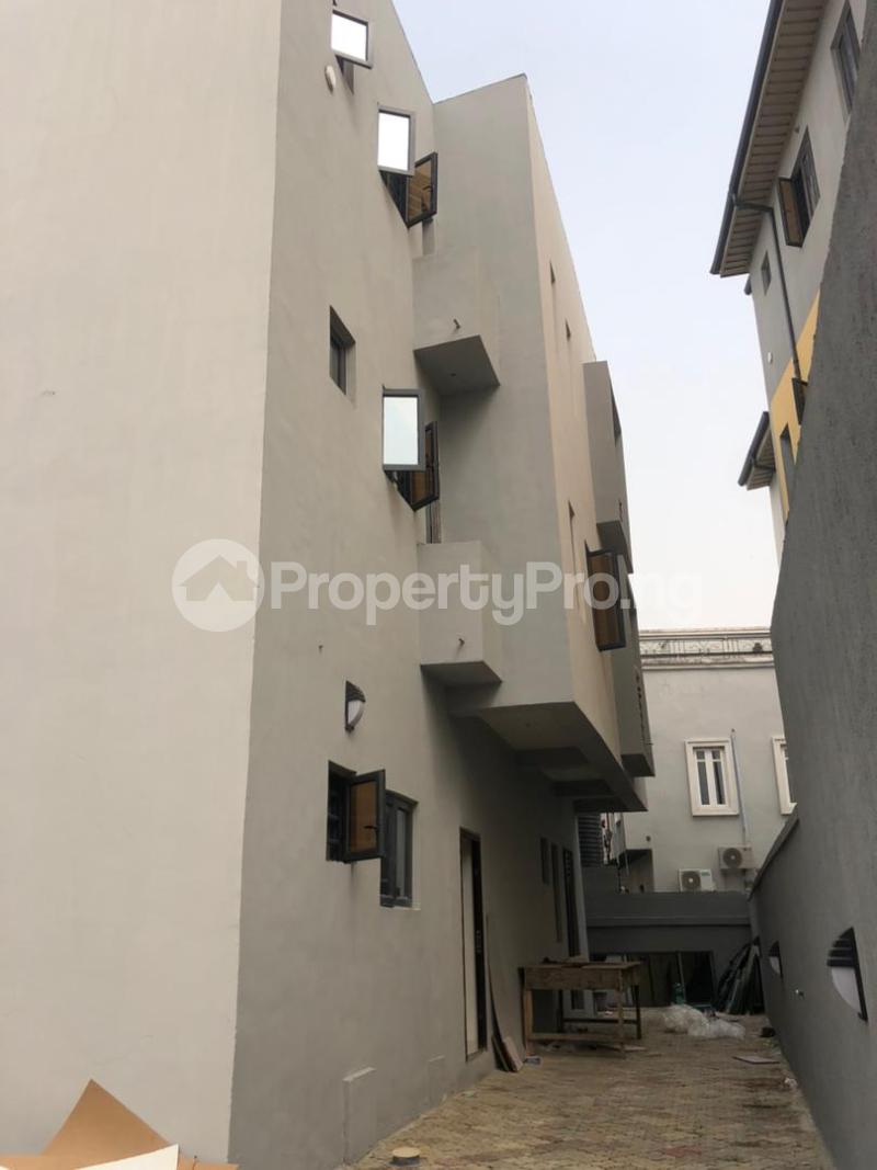 2 bedroom House for rent Ologolo Chevron Lekki Lagos