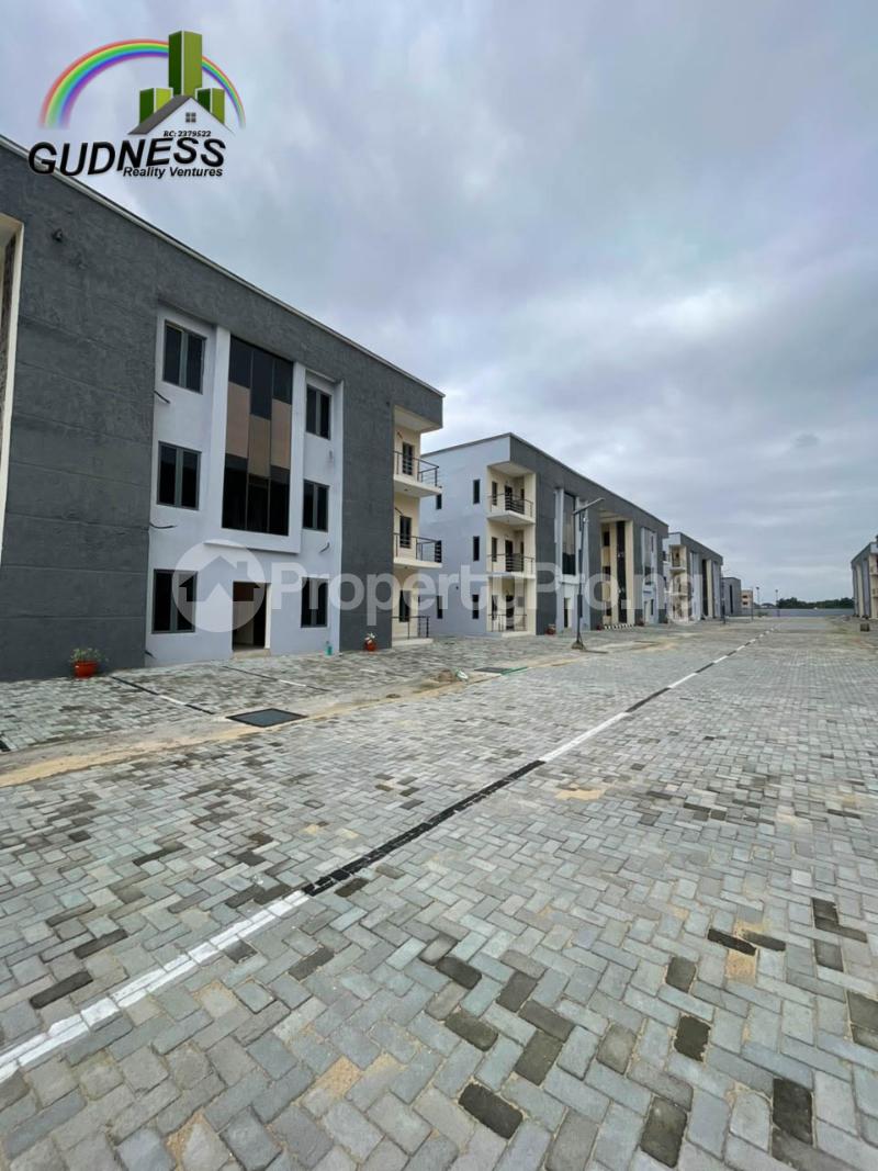 2 bedroom Flat / Apartment for rent Abraham adesanya estate Ajah Lagos