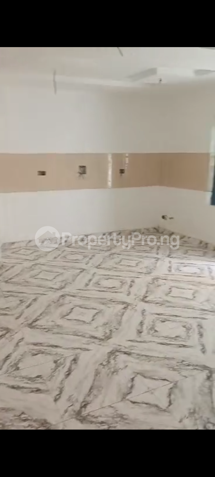 2 bedroom Flat / Apartment for rent Alagomeji Alagomeji Yaba Lagos