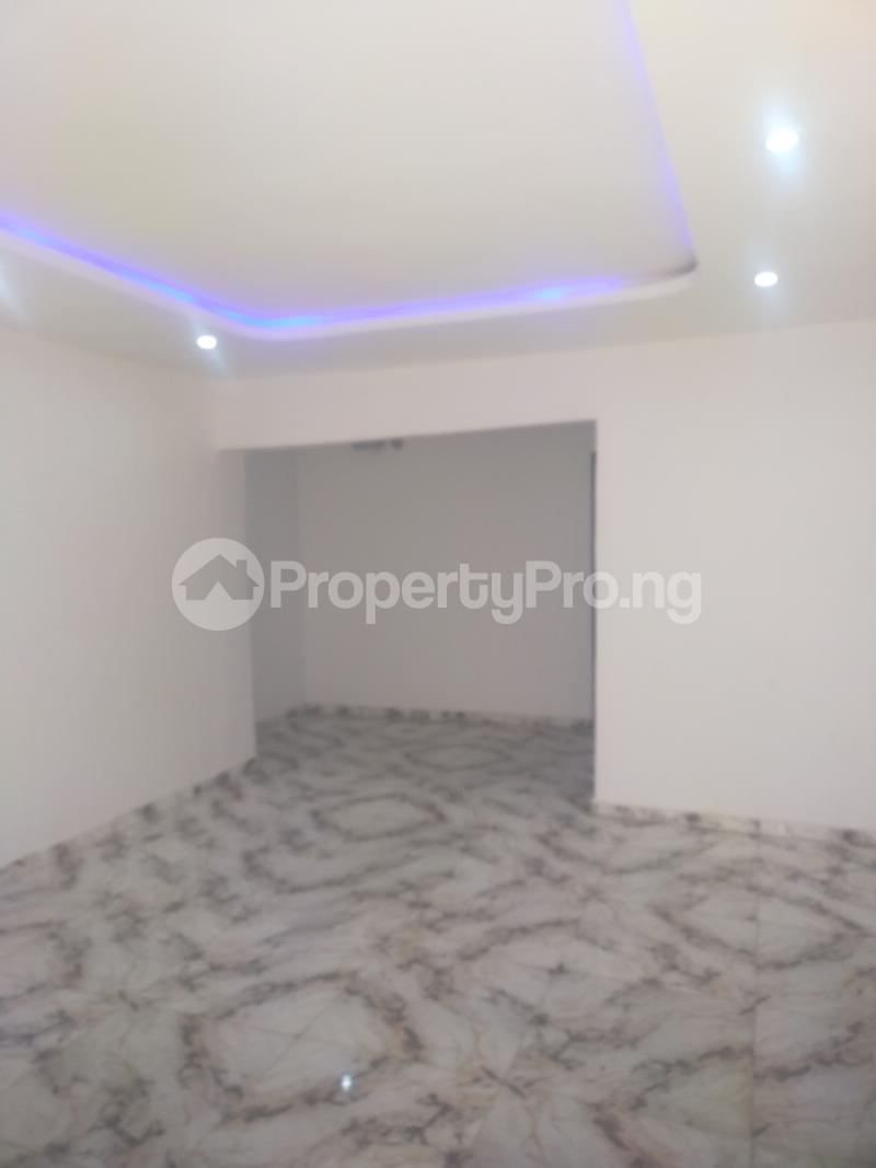 2 bedroom Flat / Apartment for rent Coker Road Ilupeju Lagos - 2