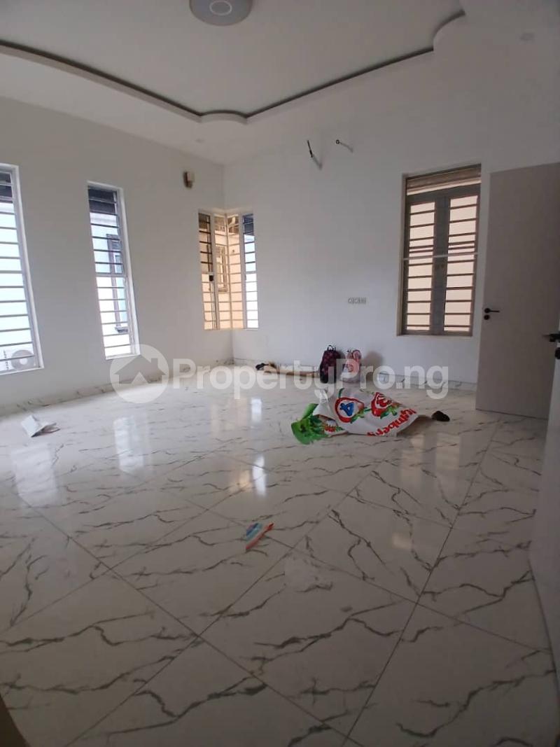 2 bedroom Flat / Apartment for rent Jebba Street Adekunle Adekunle Yaba Lagos