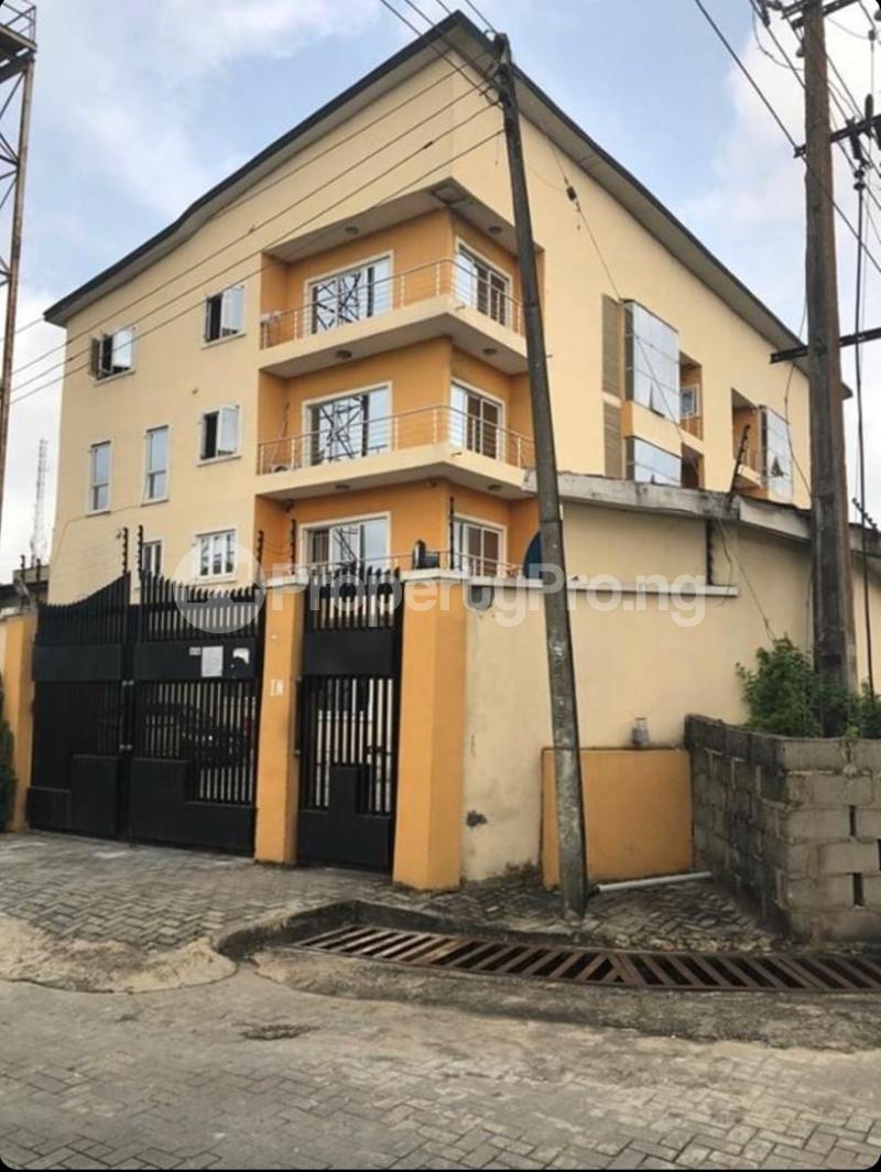 2 bedroom Flat / Apartment for sale 2nd Round About Lekki Phase 1 Lekki Lagos
