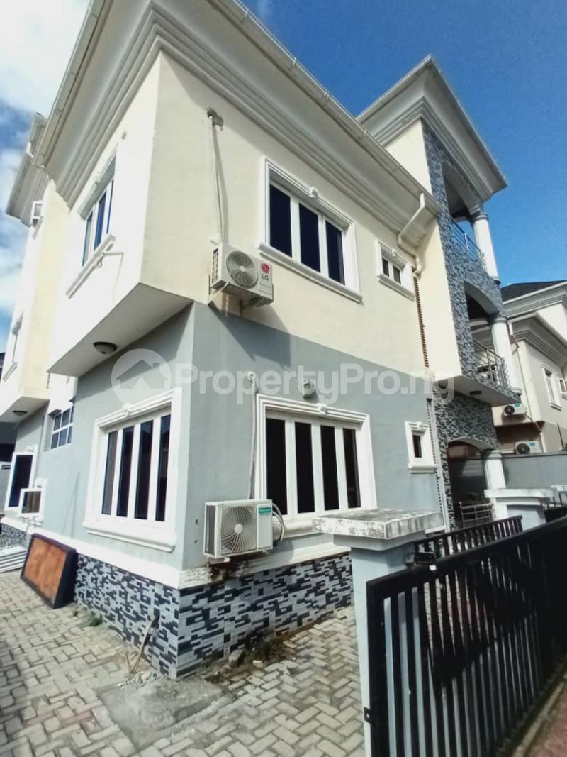 Flat / Apartment for rent Osapa london Lekki Lagos