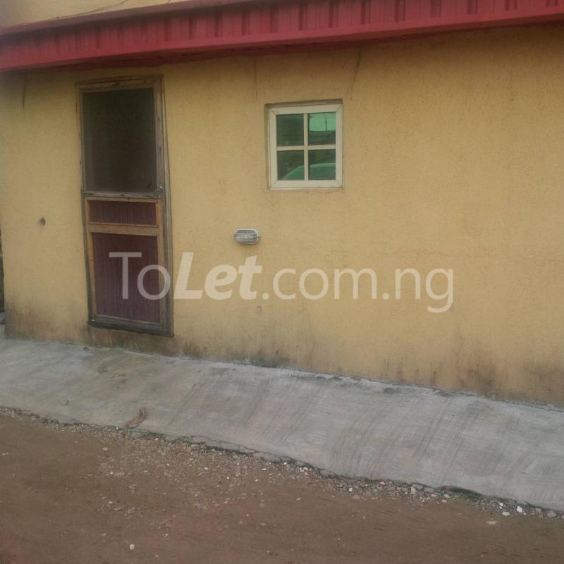 2 bedroom Flat / Apartment for rent Bankolemo Off Akerele Ogunlana Surulere Lagos