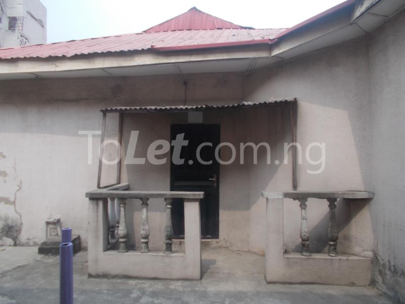 2 bedroom Flat / Apartment for rent Jebba Street Ebute Metta Yaba Lagos