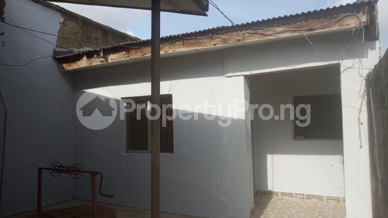 2 bedroom Flat / Apartment for rent Off Governors Road Governors road Ikotun/Igando Lagos