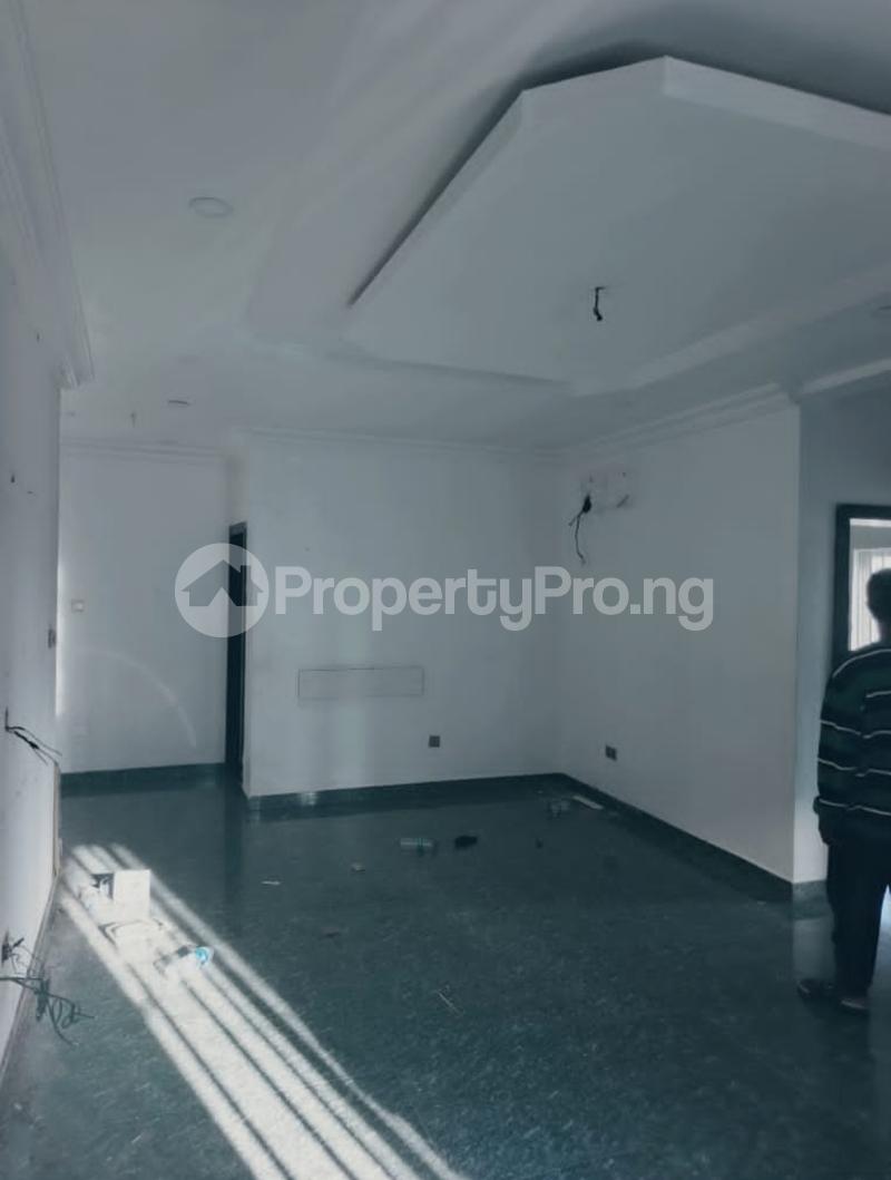 2 bedroom House for rent Orchid Lekki Lagos. orchid Lekki Lagos