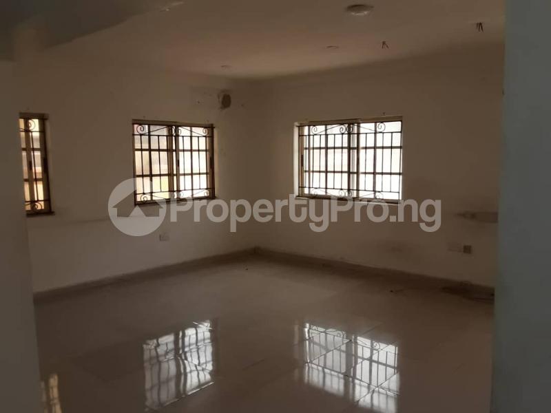 2 bedroom Flat / Apartment for rent Off Omorinre Johnson Lekki Phase 1 Lekki Lagos