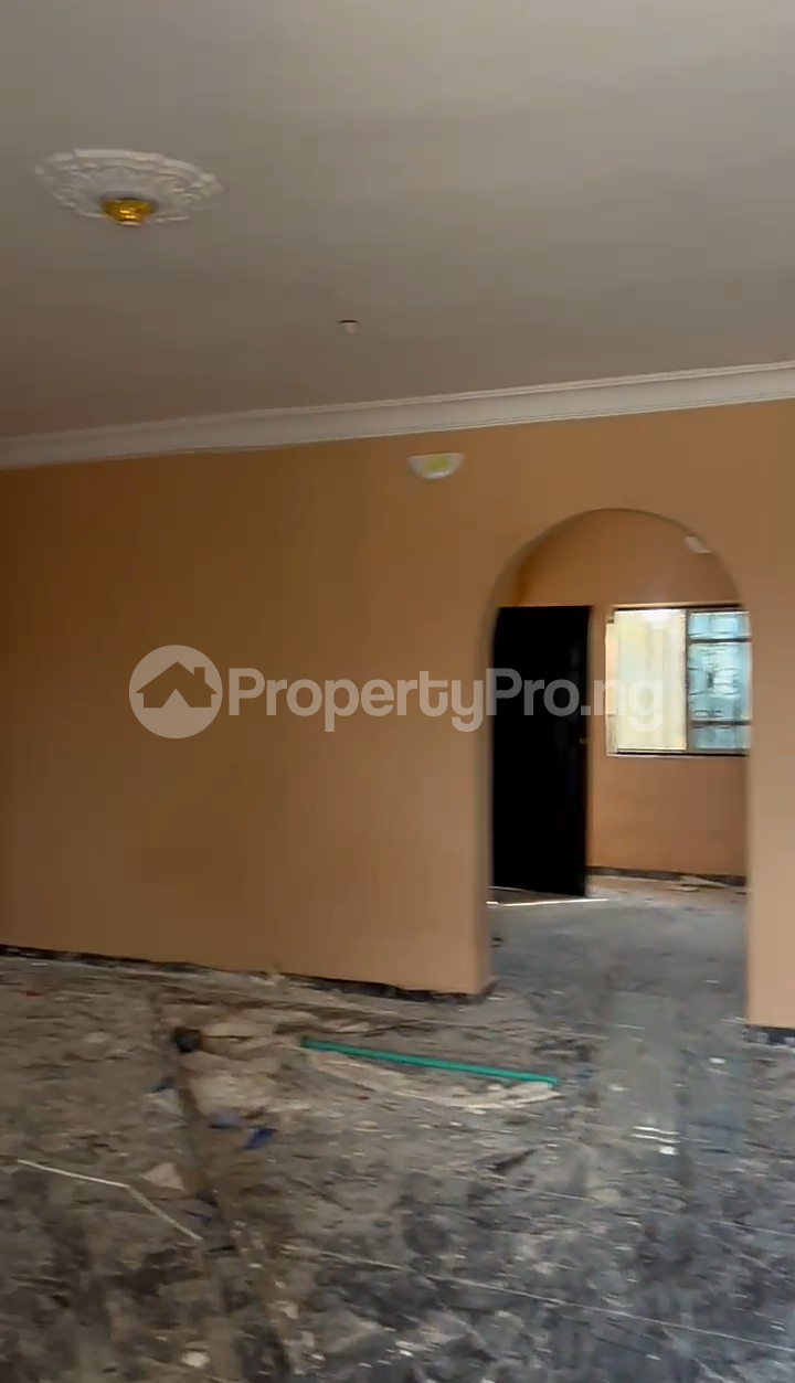 2 bedroom Flat / Apartment for rent Idi Mango Area,soka Ibadan Oyo