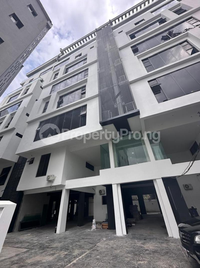 2 bedroom House for sale 2nd Avenue Extension Ikoyi Lagos