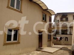 2 bedroom Flat / Apartment for rent 23 Obanikoro Street Off Ikorodu Road Obanikoro. Obanikoro Shomolu Lagos