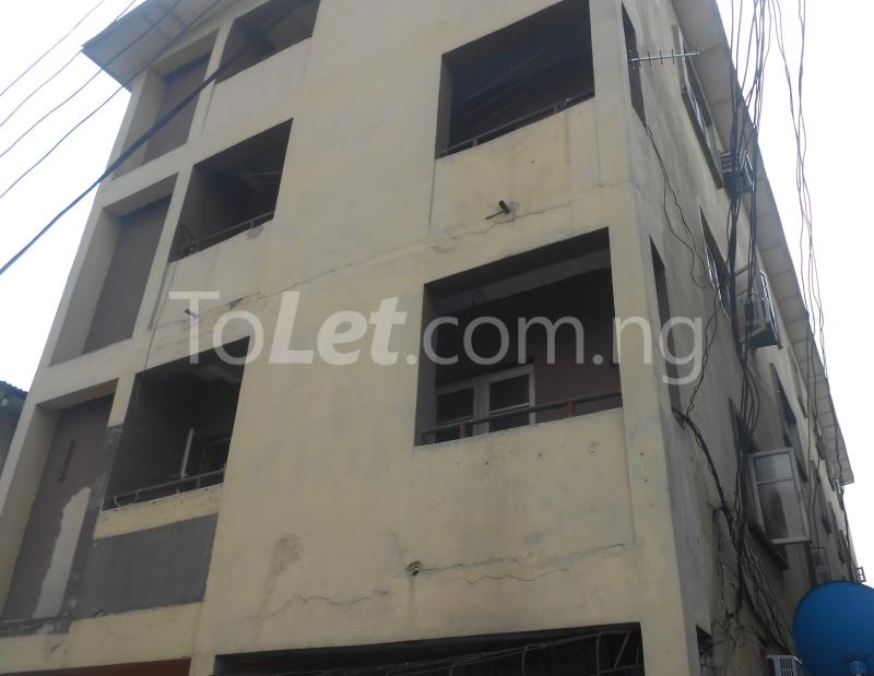 2 bedroom Flat / Apartment for rent Awe Crescent, Off Shipeolu Street, Onipanu Shomolu Lagos