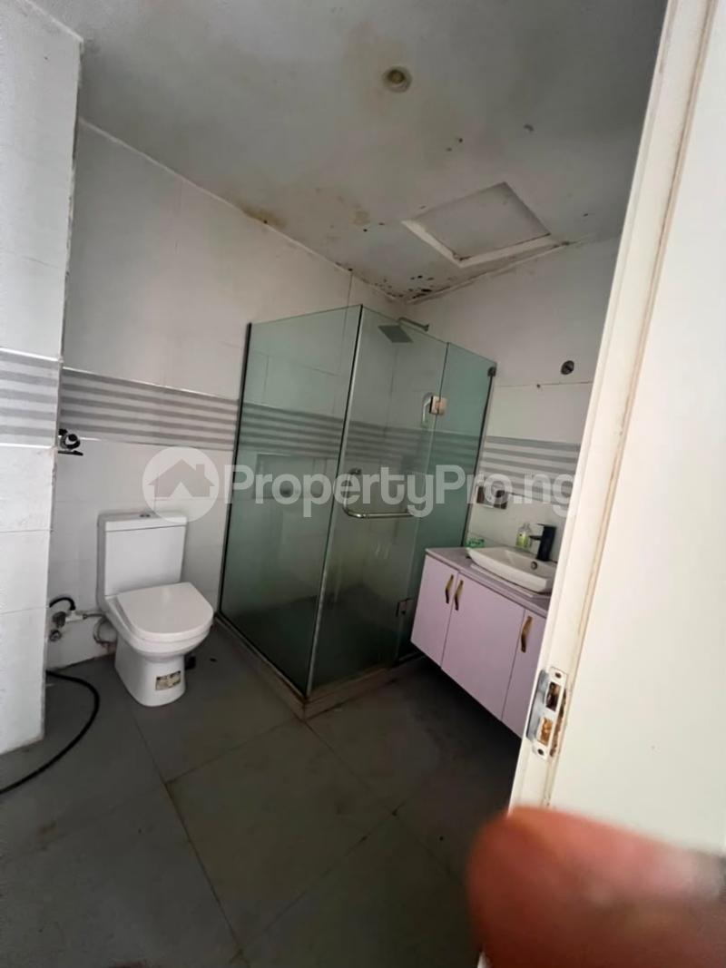 2 bedroom House for rent Ologolo, Lekki Lagos. Ologolo Lekki Lagos