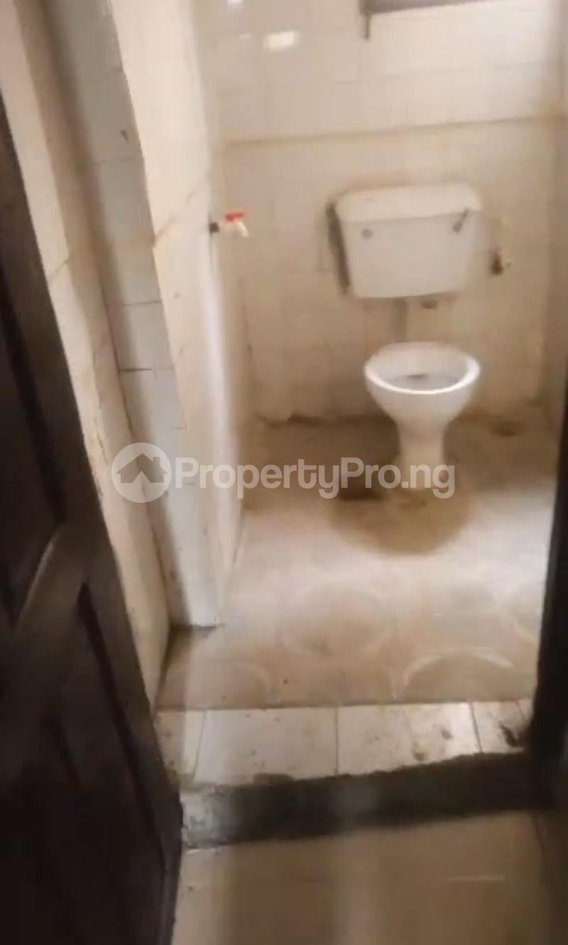 2 bedroom Flat / Apartment for rent Off Ailegun Road Bucknor Isolo Lagos