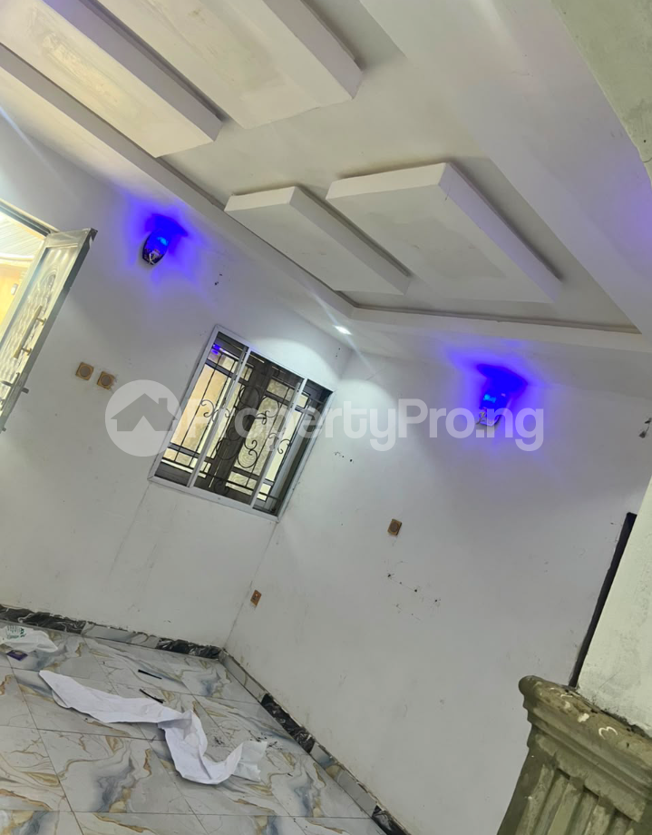 2 bedroom Flat / Apartment for rent Iyana Agbala Area,adegbayi Ibadan Oyo