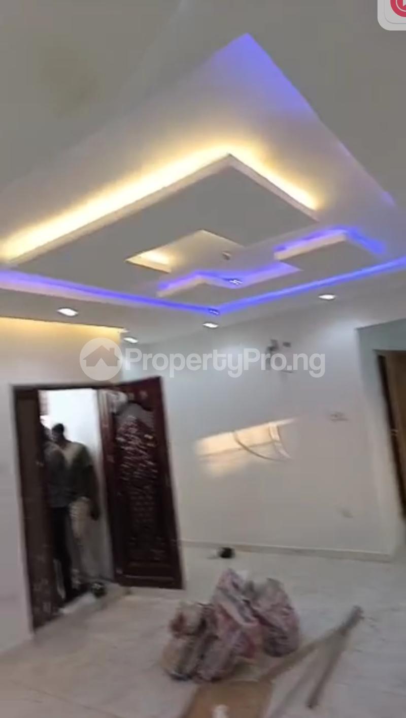 2 bedroom Flat / Apartment for rent Onipanu Shomolu Lagos - 1