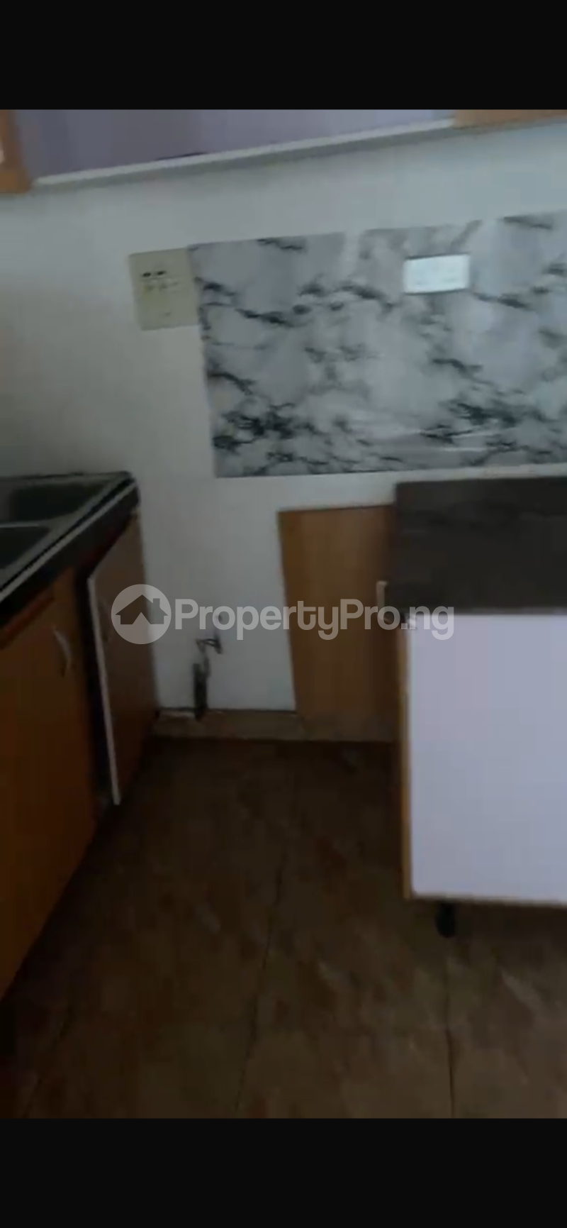 2 bedroom Flat / Apartment for rent Western Avenue Surulere Lagos