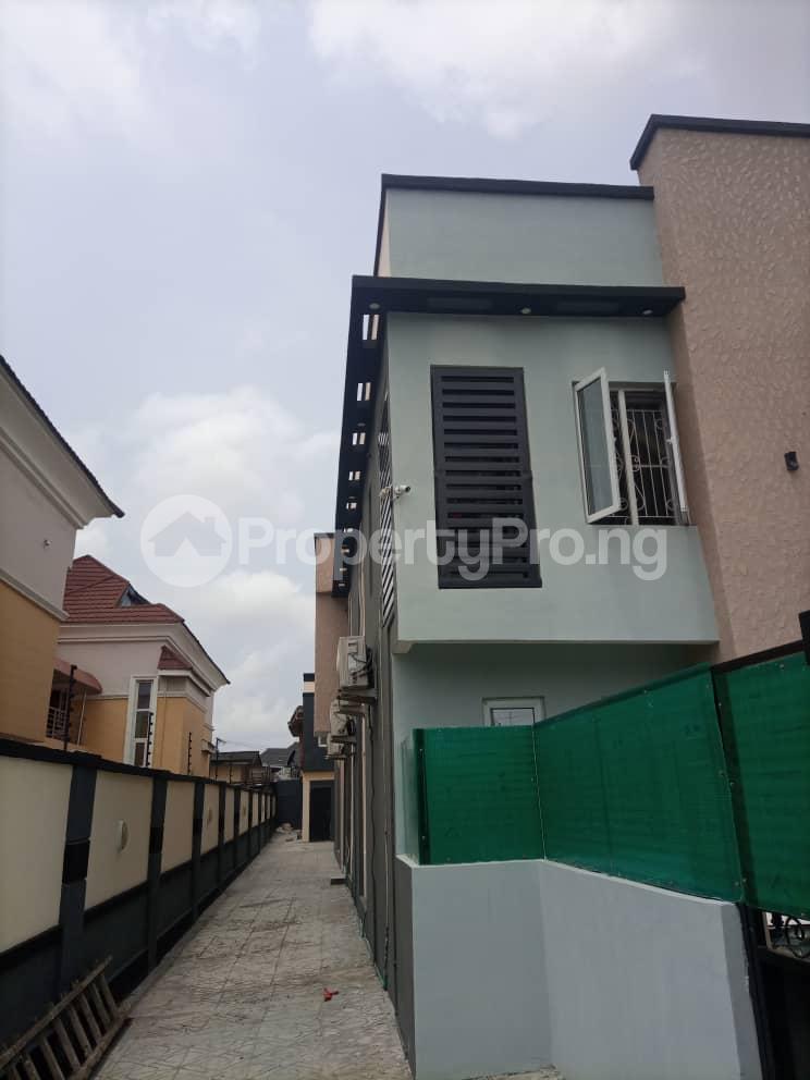 2 bedroom Flat / Apartment for rent Adelabu Surulere Lagos