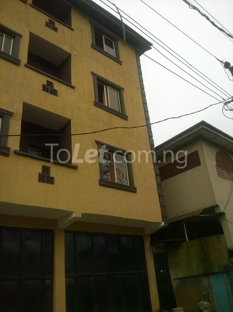 2 bedroom Flat / Apartment for rent Off Mm2 Way Yaba Lagos