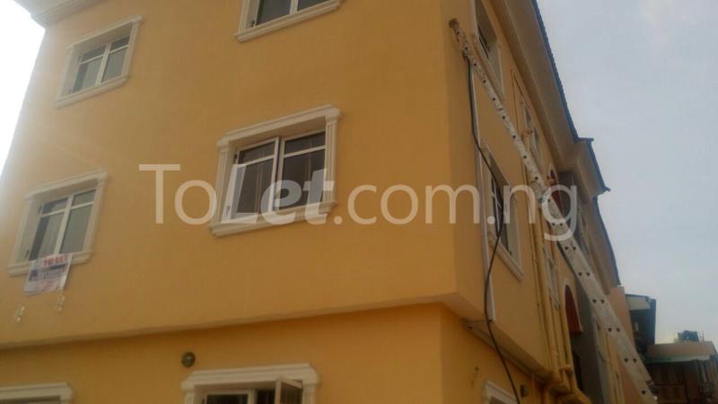 2 bedroom Flat / Apartment for rent Fola Agoro Area Yaba Yaba Lagos - 0