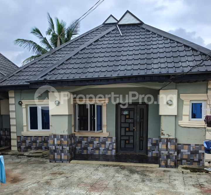 2 bedroom Flat / Apartment for rent Alaaka Area,elebu Akala Express Ibadan Oyo