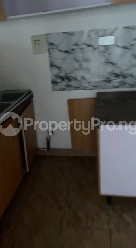 2 bedroom Flat / Apartment for rent Western Avenue Surulere Lagos