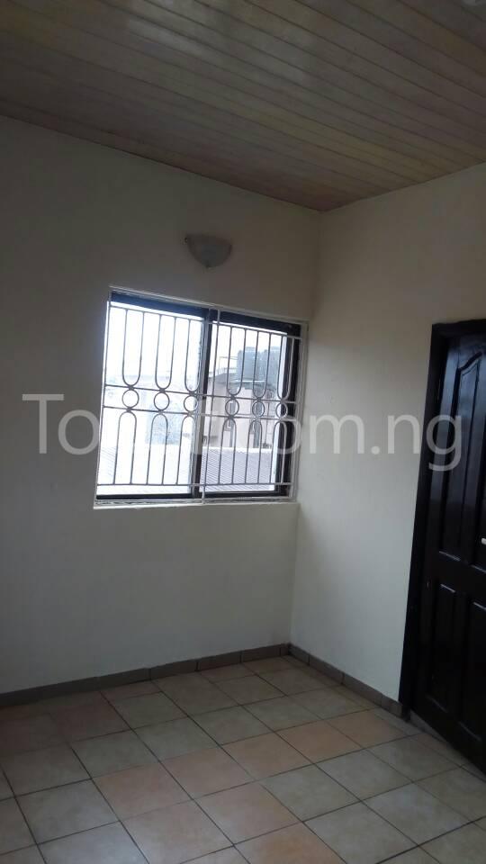 2 bedroom Flat / Apartment for rent Awoyaya Very Close To The Road Awoyaya Ajah Lagos