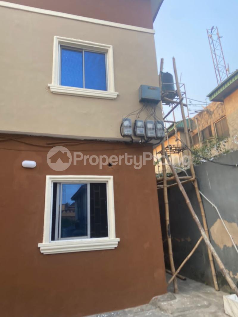 2 bedroom House for rent Estate Magodo GRA Phase 1 Ojodu Lagos