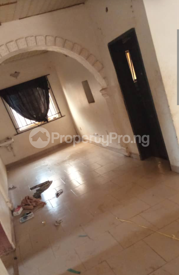 2 bedroom Flat / Apartment for rent Olodo Bank, Iyana Church Ibadan Oyo