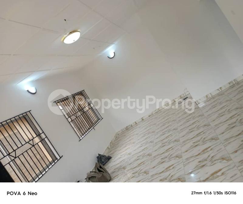 2 bedroom Flat / Apartment for rent Ilewe Axis, Via White House, Ipaja Lagos
