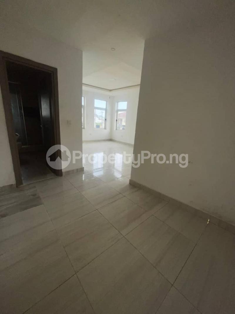 2 bedroom House for rent Chevron Lekki Lagos