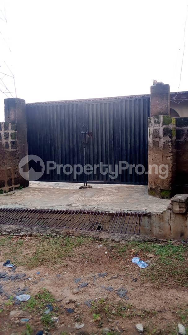 2 bedroom House for sale 22, Onile Aro Street Ojoo Ibadan Oyo