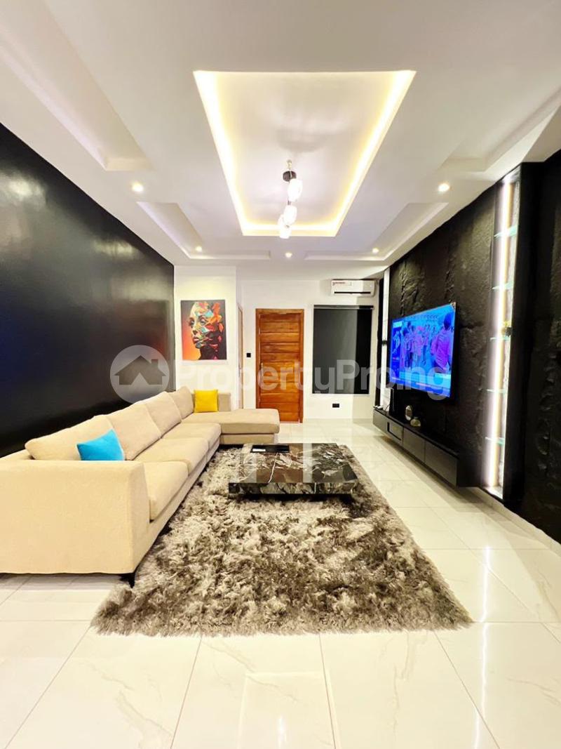 2 bedroom House for rent Off Ilasan Ilasan Lekki Lagos