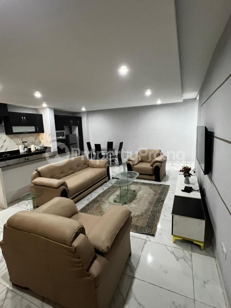 2 bedroom House for rent Shonibare Estate Maryland Lagos