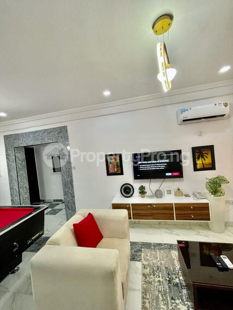2 bedroom House for rent Osapa london Lekki Lagos