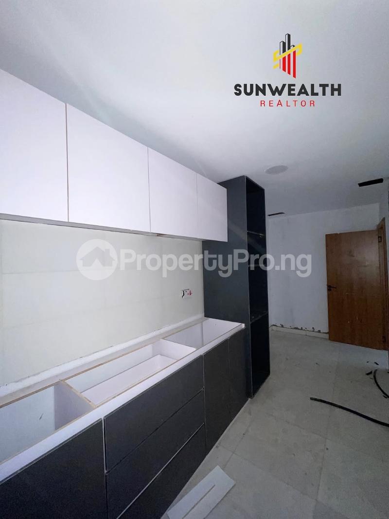 2 bedroom Flat / Apartment for sale Lekki Phase 1 Lekki Lagos