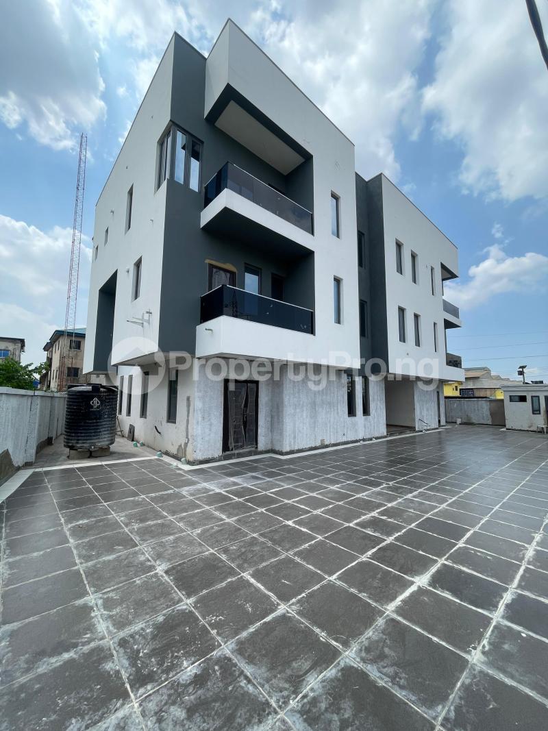 2 bedroom House for sale Pen cinema Agege Lagos
