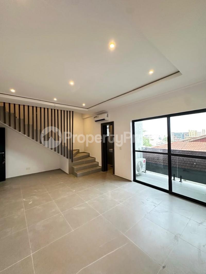 2 bedroom House for rent Ikate Lekki Lagos