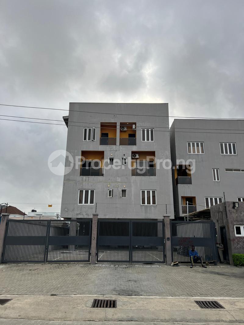 2 bedroom House for sale ONIRU Victoria Island Lagos