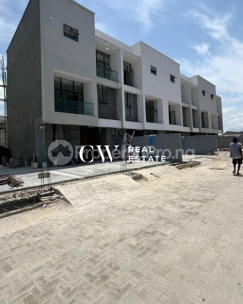 2 bedroom House for sale Lekki Lagos