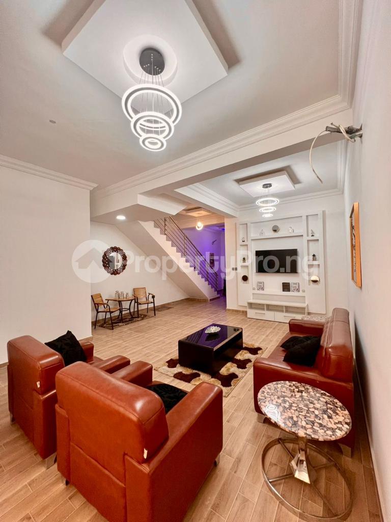 2 bedroom House for rent Ikate Lekki Lagos