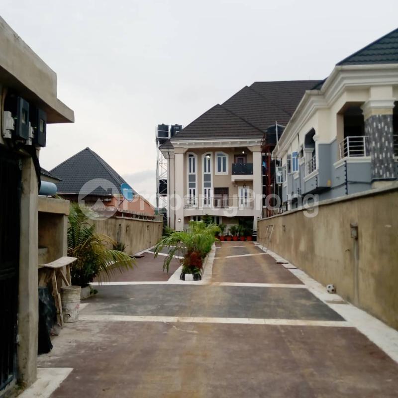 2 bedroom Flat / Apartment for rent Divine Estate. Bucknor Isolo Lagos