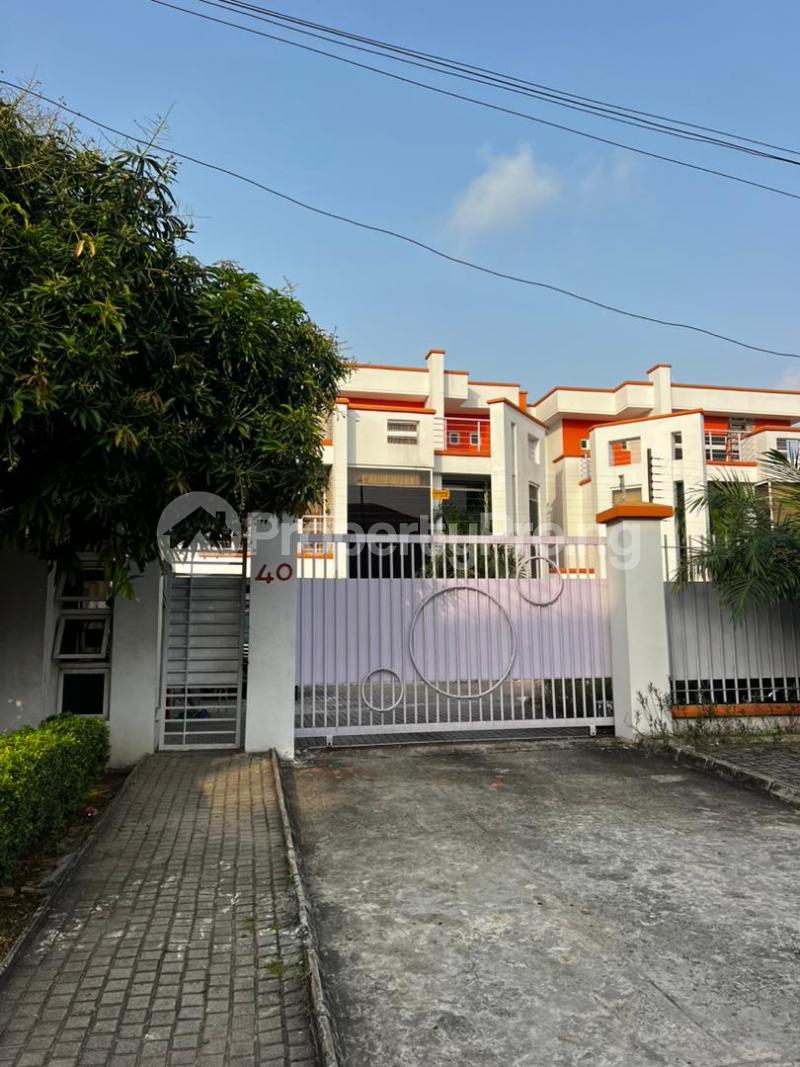 2 bedroom House for rent Lekki Phase 1 Lekki Phase 1 Lekki Lagos