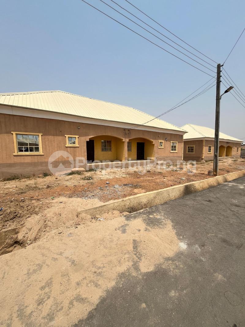 2 bedroom House for sale Karu Mpape Abuja
