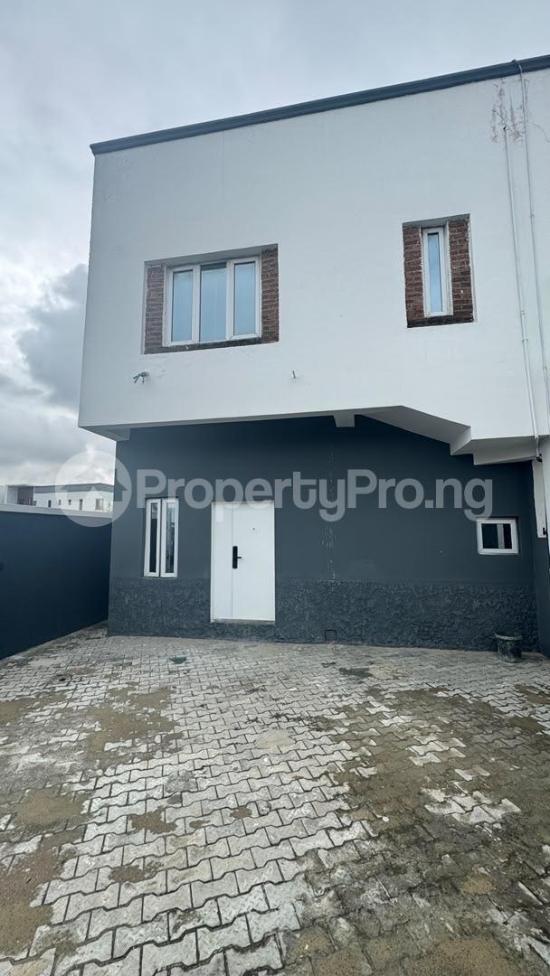 2 bedroom House for rent Ologolo Lekki Lagos